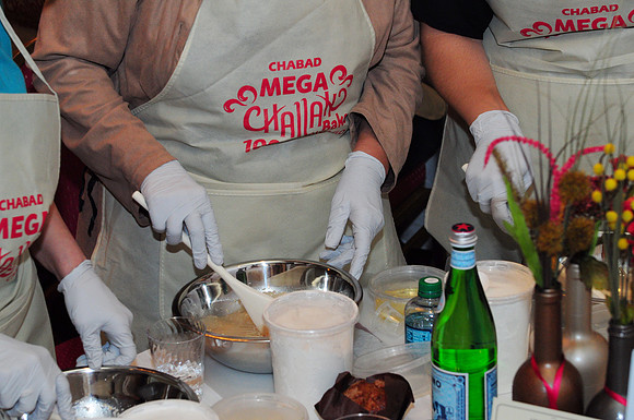 ChallahBake1000-C071
