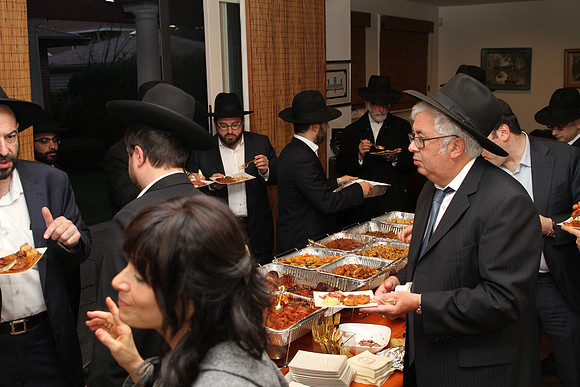 VeitzenerKollelReception-B068