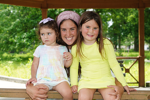 KahnFamilyPic-A44