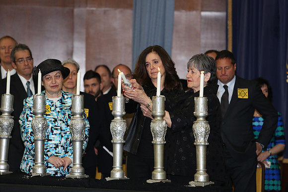 HolocaustMemorialCommemoration-A095