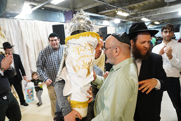 TorahDedicationEastLakeviewChabad-B057