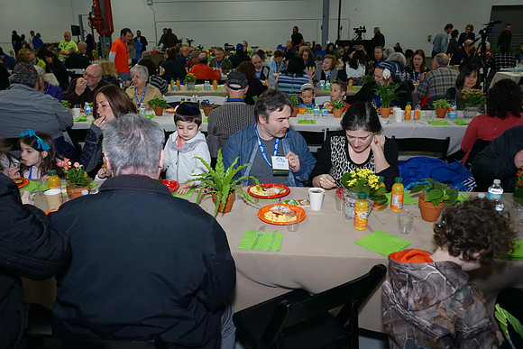 MaotChitimAprBrunch-A076