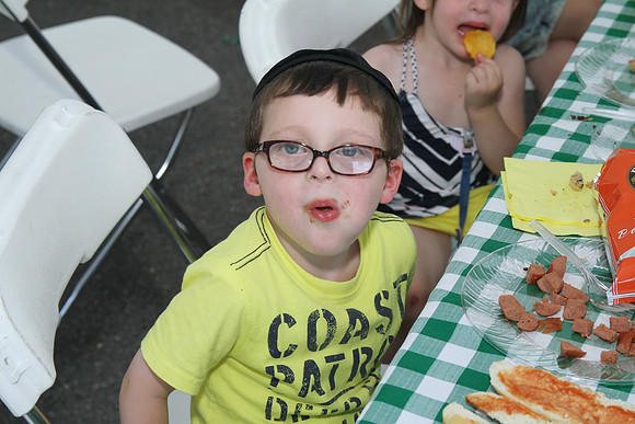 BaisChaimDovidEastBBQ-A060