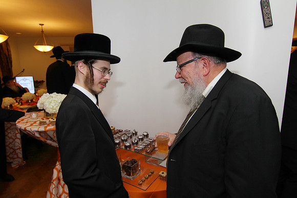 VeitzenerKollelReception-B056