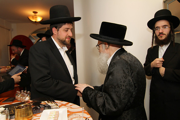 VeitzenerKollelReception-B065