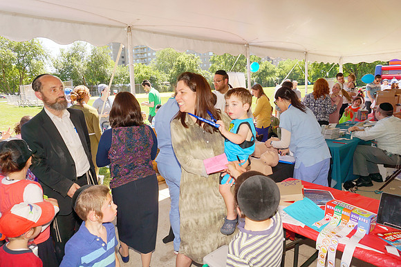 Refuah311HealthFair-B22
