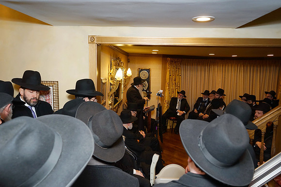 BethMedrashGovohaReception-C08